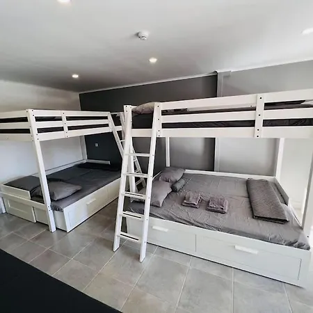Oura Strip Studio Flat * 알부페이라