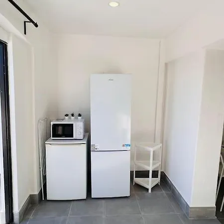 Oura Strip Studio Flat 아파트 *