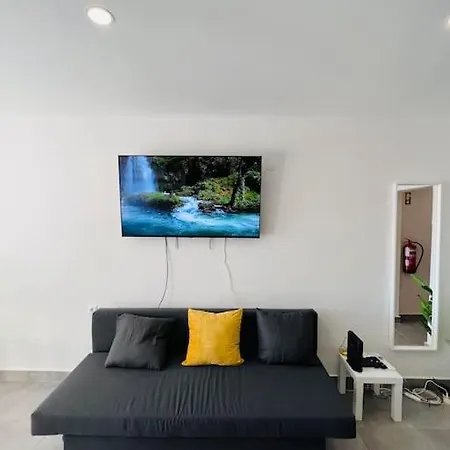 Oura Strip Studio Flat * 알부페이라