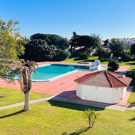 Apartament Oura Strip Studio Flat *