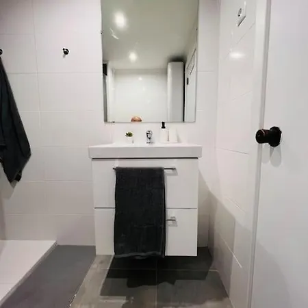 Apartman Oura Strip Studio Flat *